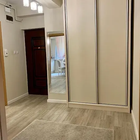 Luxury Apartment *